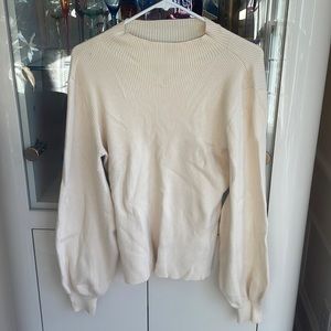 L’academie Sweater in Cream